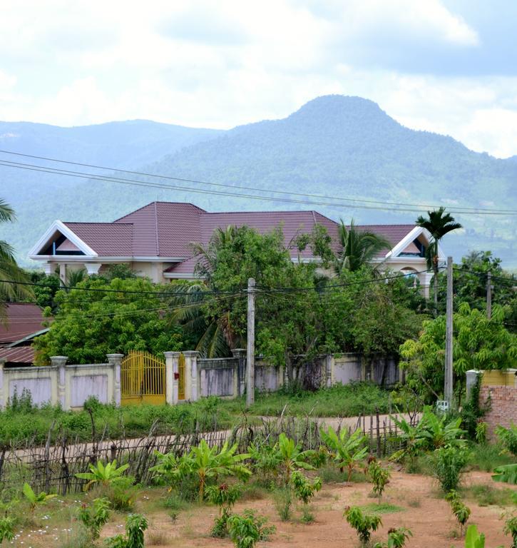 Hotel Kampot Manor Extérieur photo