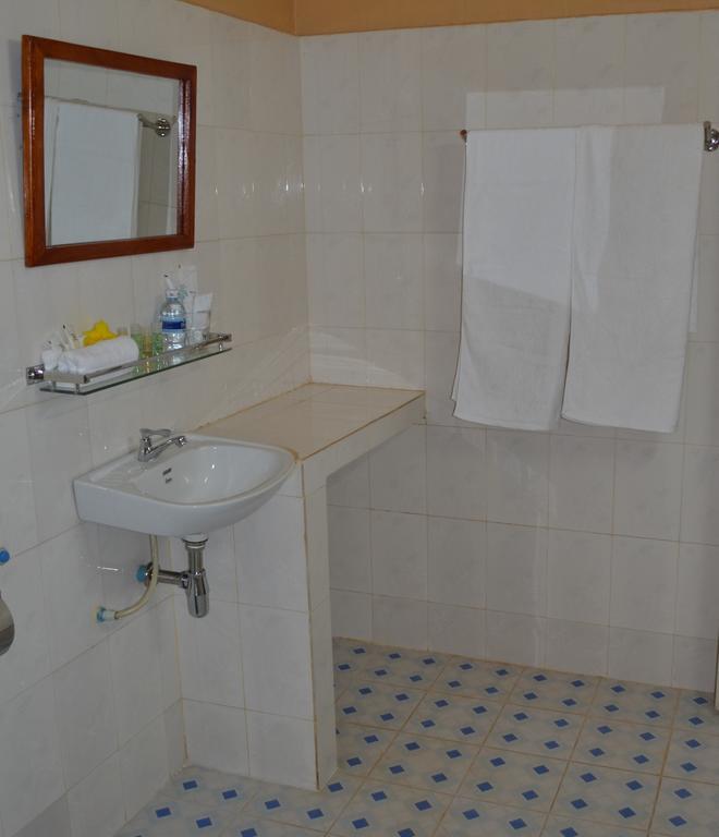 Hotel Kampot Manor Chambre photo